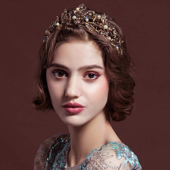 NEW Gold GreekTiara Crown Ethereal Bridal Bride Wedding ✨✨??? Beautiful main image 7